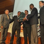 entrega_do_premio_ao_filme_Aldeia_da_Baia